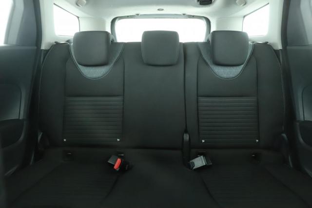 Renault Clio Estate image 2