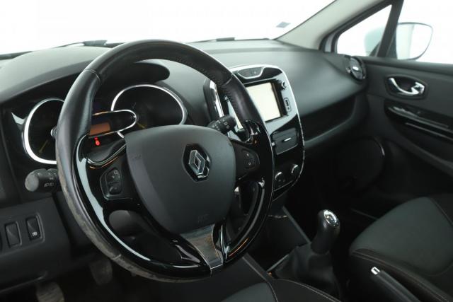 Renault Clio Estate image 6