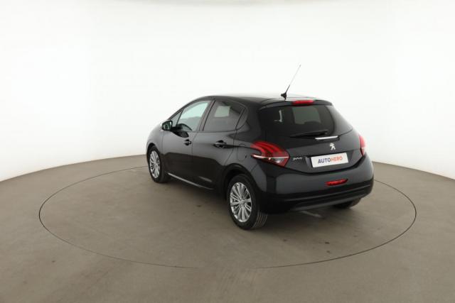 Peugeot 208 image 6