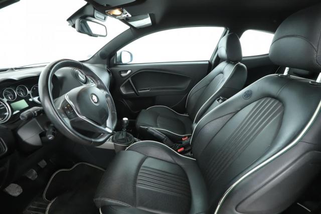 Alfa Romeo Mito image 5
