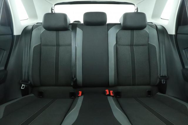 Volkswagen Polo image 8