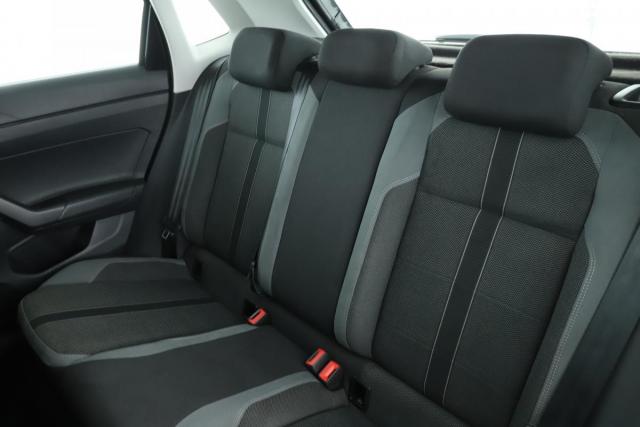 Volkswagen Polo image 7