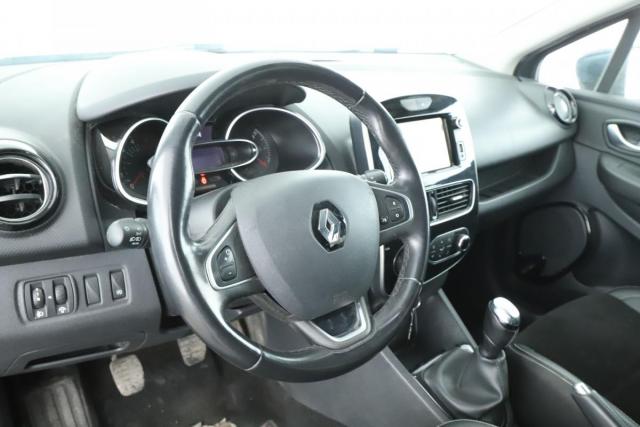 Renault Clio Estate image 5