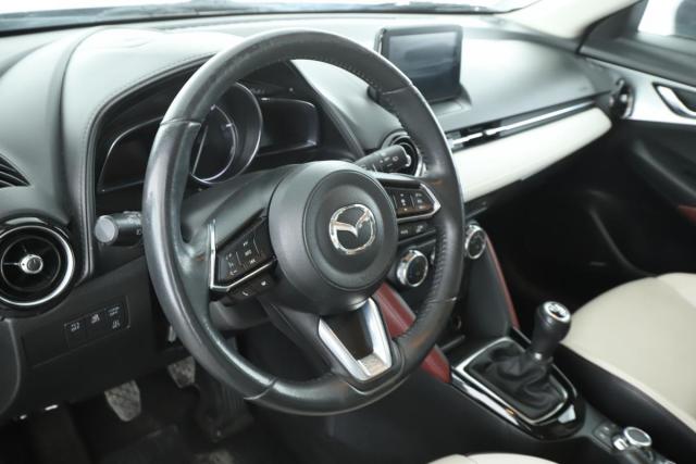 Mazda Cx-3 image 9