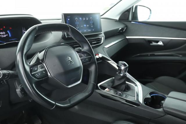 Peugeot 5008 image 9