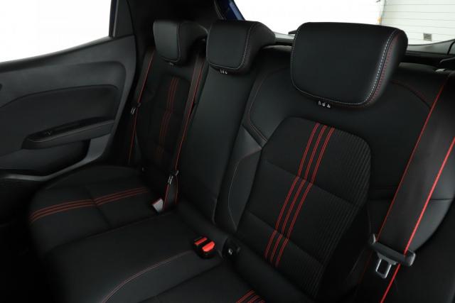 Renault Clio image 6