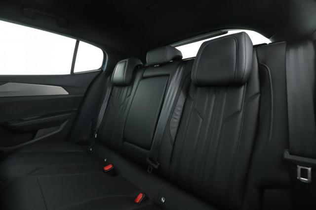 Peugeot 408 image 3