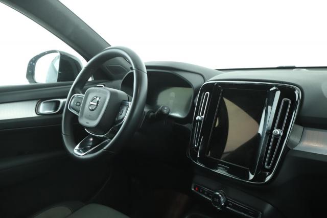 Volvo Xc40 image 4