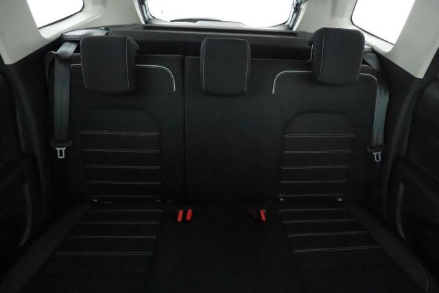 Dacia Duster image 9
