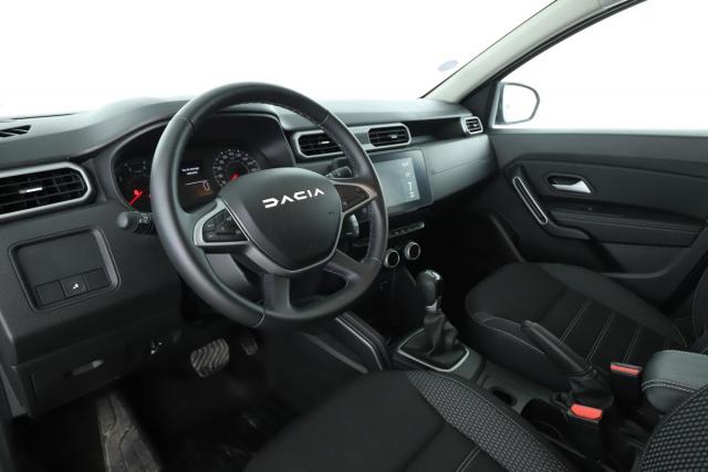 Dacia Duster image 1