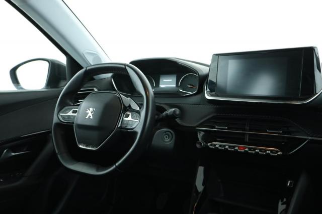 Peugeot 2008 image 7