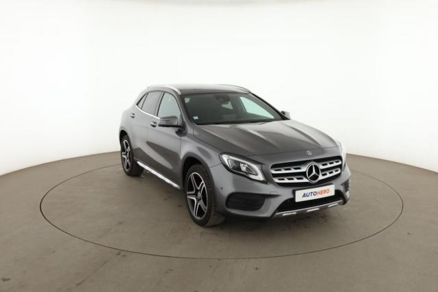 Mercedes Benz Gla image 2