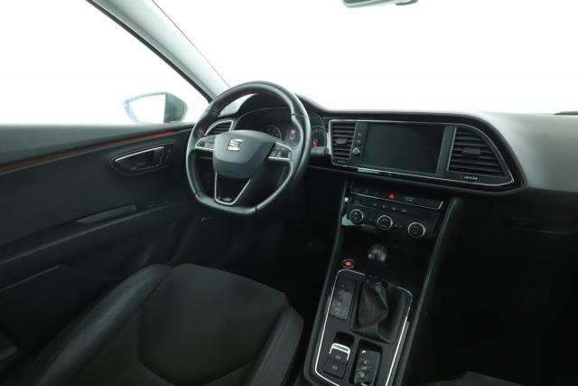 Seat Leon image 2