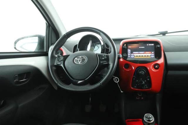 Toyota Aygo image 6
