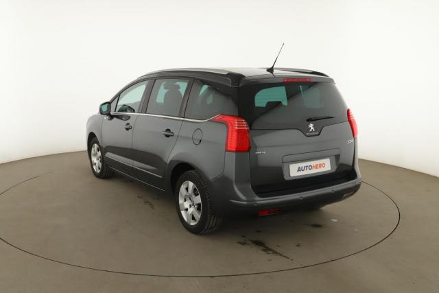 Peugeot 5008 image 4