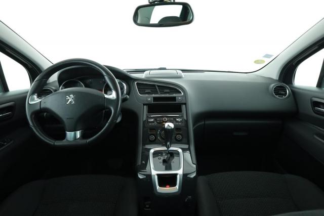 Peugeot 5008 image 3
