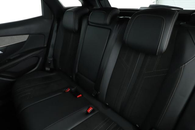 Peugeot 3008 image 6