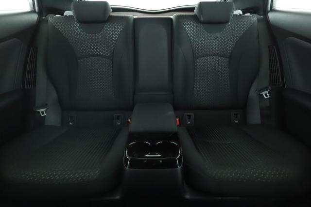 Toyota Prius image 9