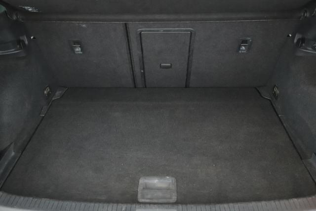 Volkswagen Golf image 3