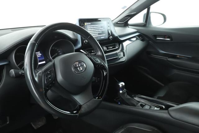 Toyota C-Hr image 5