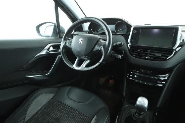 Peugeot 2008 image 4
