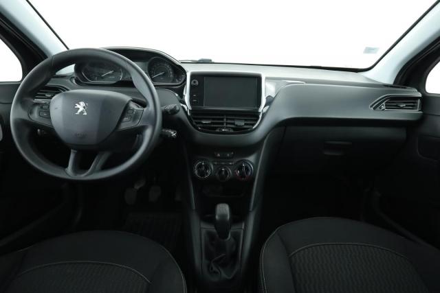 Peugeot 208 image 4