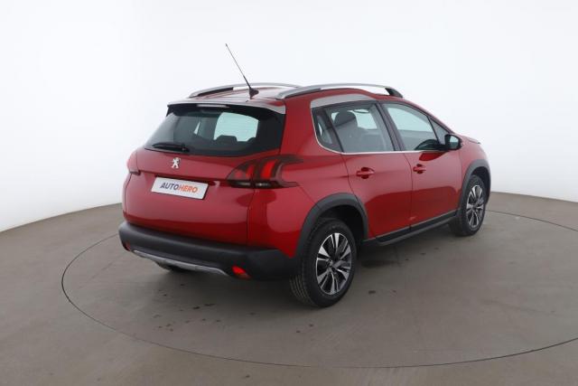 Peugeot 2008 image 6