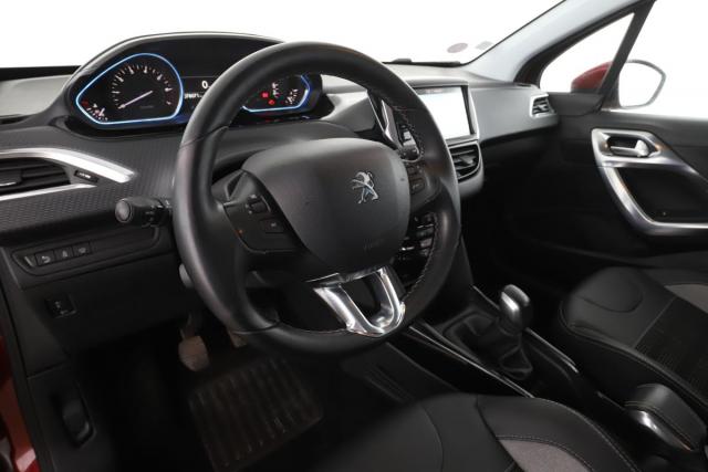 Peugeot 2008 image 5