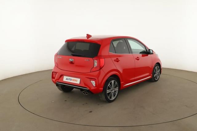 Kia Picanto image 8