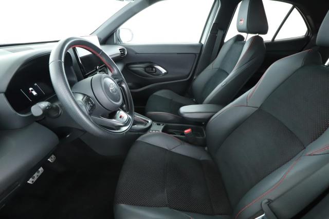 Toyota Yaris Cross image 1