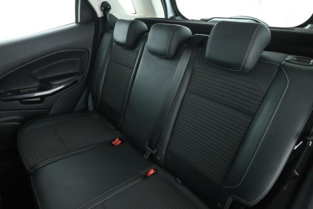 Ford Ecosport image 5