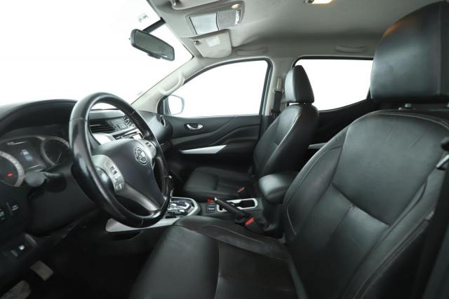 Nissan Navara image 6