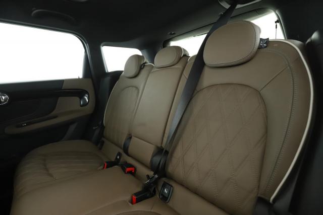 Mini Countryman image 8