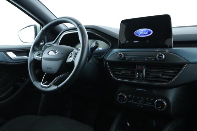 Ford Focus image 8