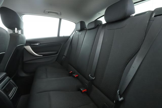 Bmw Série 1 image 2