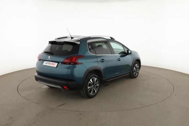 Peugeot 2008 image 1