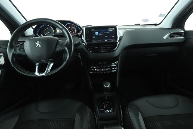 Peugeot 2008 image 7