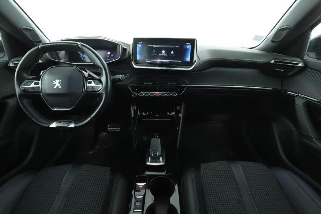 Peugeot 2008 image 6