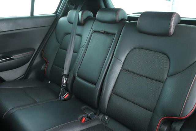 Kia Sportage image 3