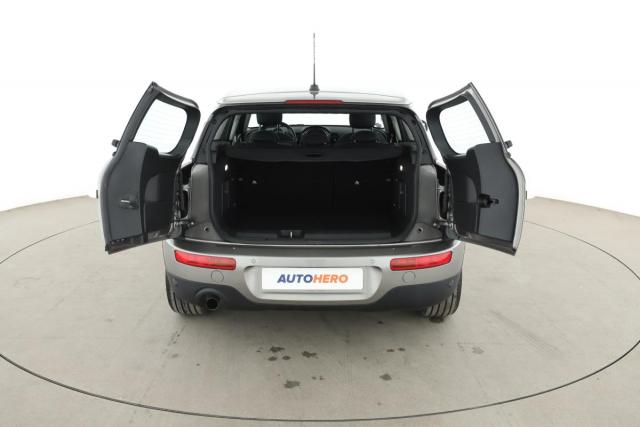 Mini Clubman image 3