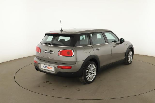Mini Clubman image 9