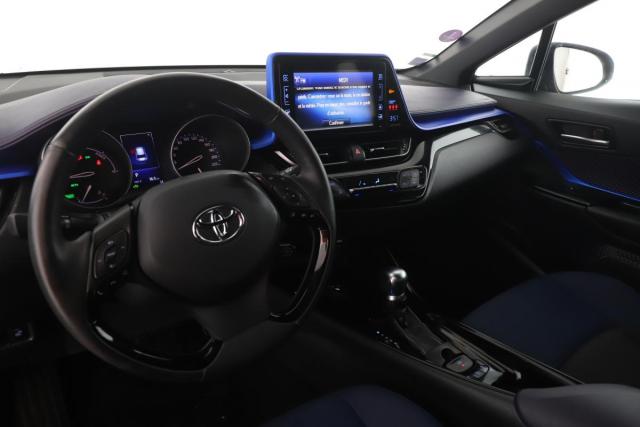 Toyota C-Hr image 4