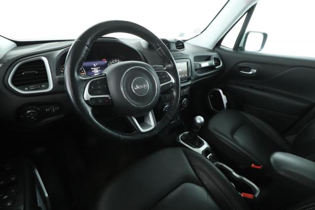 Jeep Renegade image 7