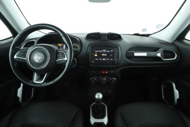 Jeep Renegade image 1