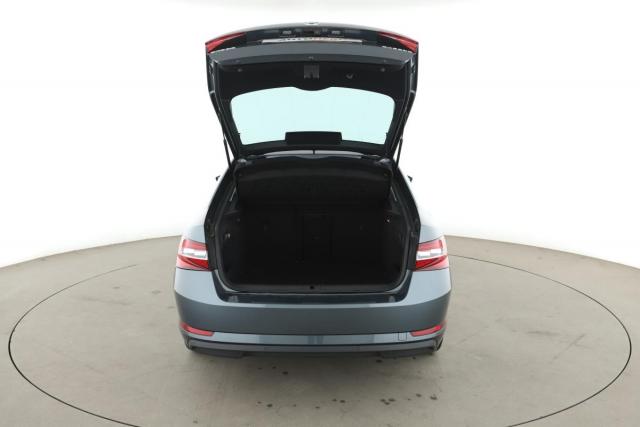Skoda Superb image 4