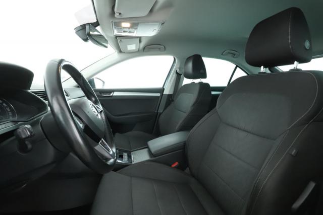 Skoda Superb image 8