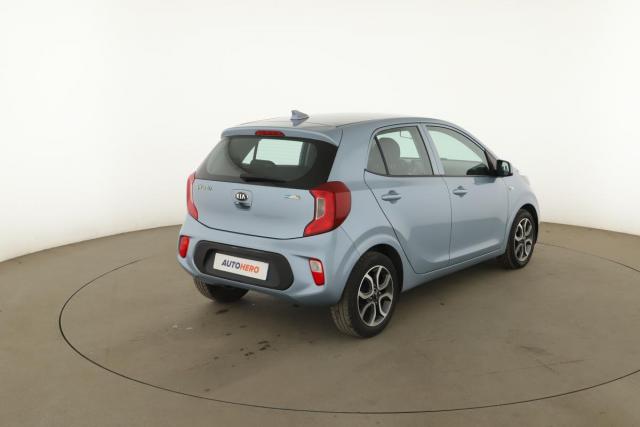 Kia Picanto image 9