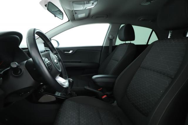 Kia Rio image 4