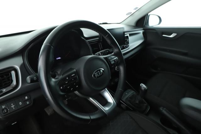 Kia Rio image 5
