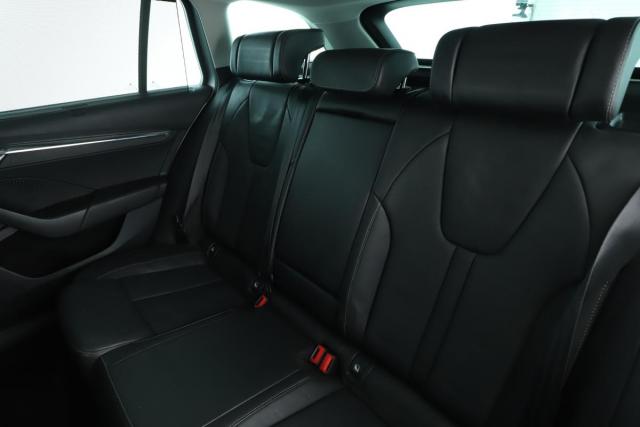 Skoda Octavia image 1